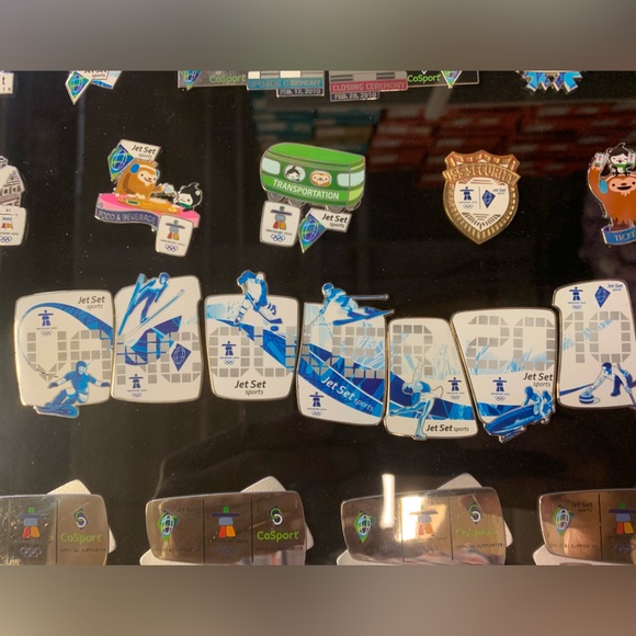 2010 Vancouver Olympics Pin Set Rare Limited Edition 207/300 Jet Set Sports - Picture 7 of 11